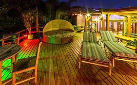 Ibiraquera Guest House Villa com piscina e jacuzzi
